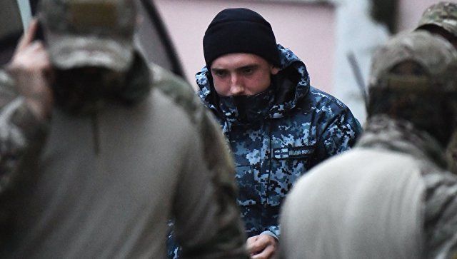 Суд в Крыму арестовал семерых из 24 украинских моряков.