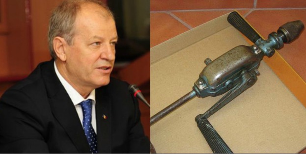 Andrei Usatîi, recunoaște că în multe instituții sunt utilizate chiar și burghie manuale, care se foloseau prin 1944.