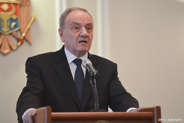 Nicolae Timofti are programate discuţii neformale cu preşedintele Ucrainei.