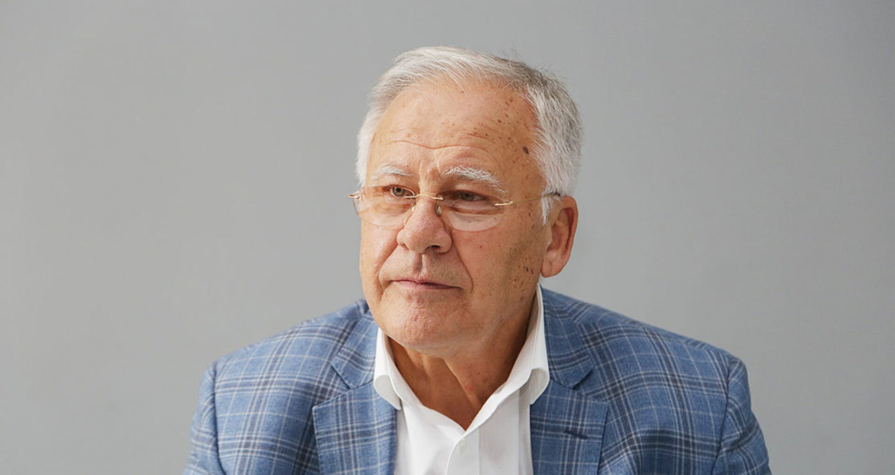 Дьяков: Левый фланг у нас находится на площади, правый фланг — в парламенте.