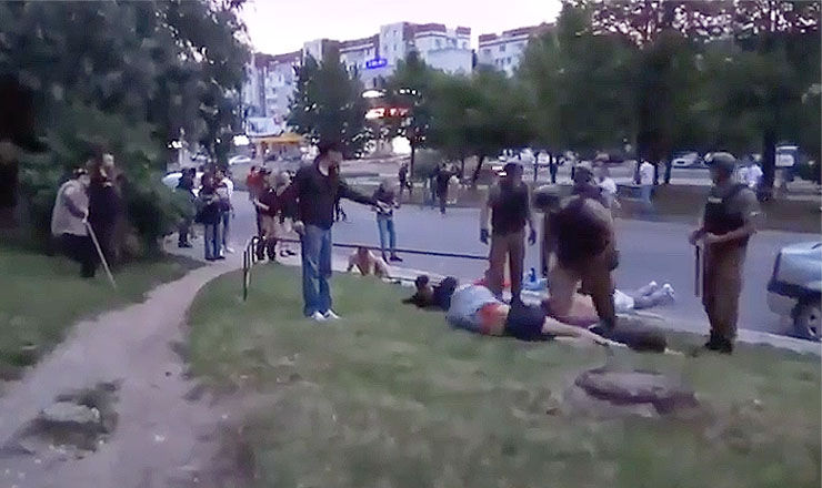 Молодые дебоширы на Чеканах.