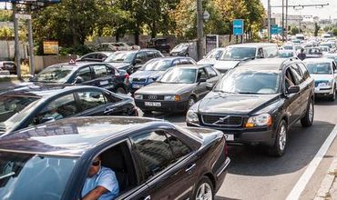 InfoTrafic 08:00: Accidente rutiere în Capitală. Străzi de evitat