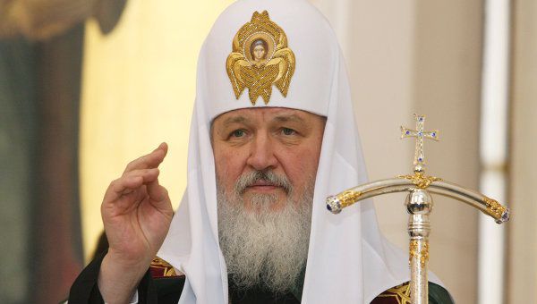 Patriarhul Kiril al Rusiei şi-a început vizita istorică în România.
