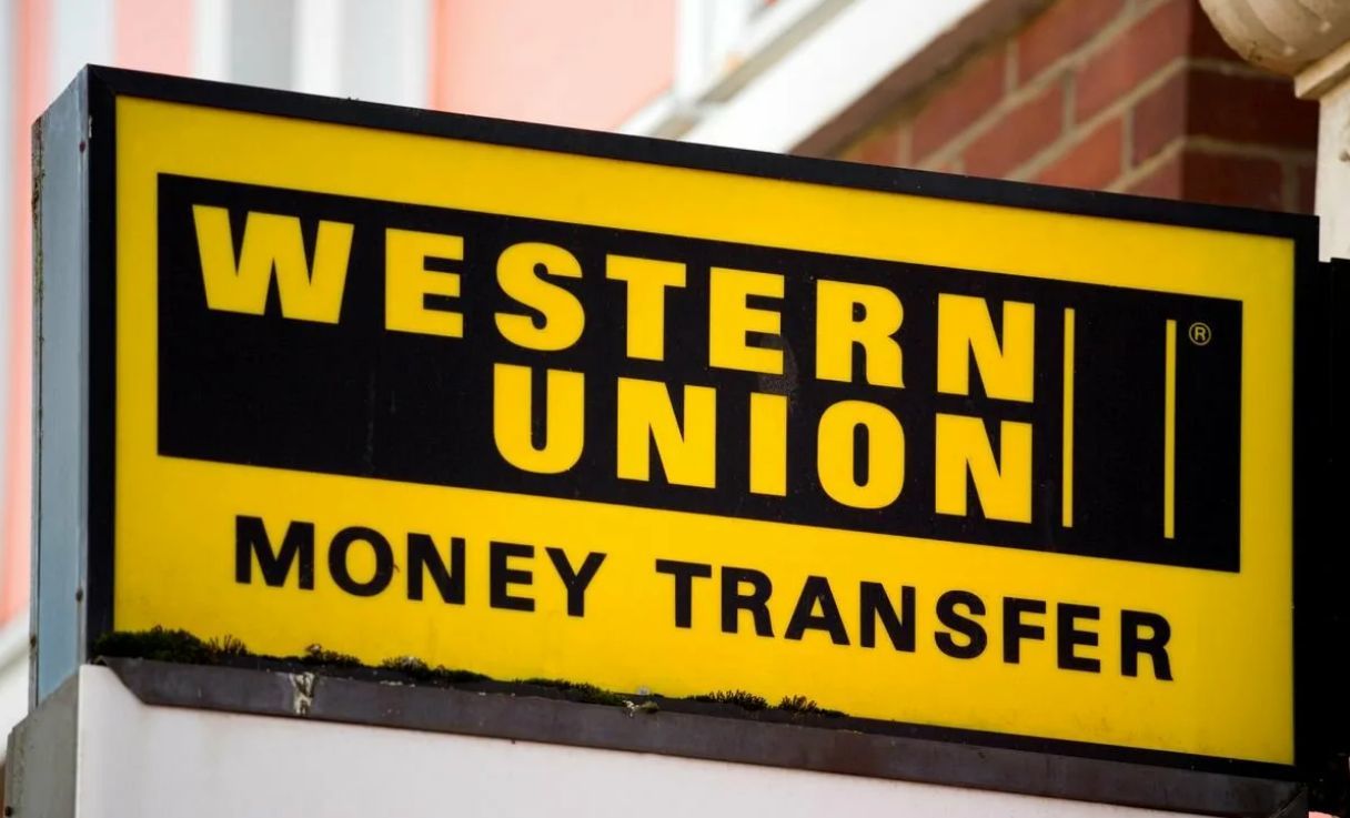 Western Union приостанавливает работу в России и Беларуси.