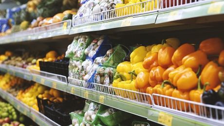 Ceapa, usturoiul şi fructele, ce conţin vitamina C şi E, ne scapă de viroze şi bolile de sezon.