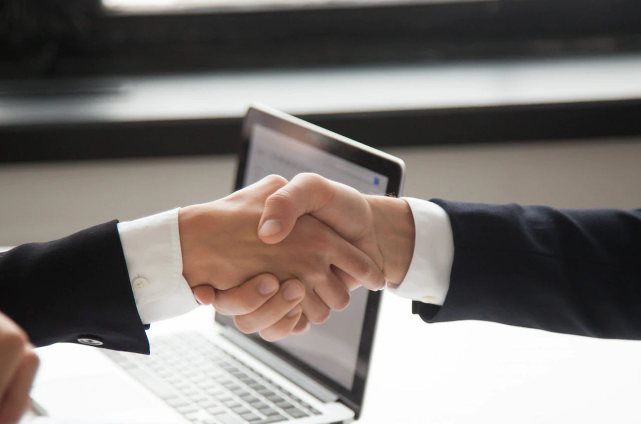 В зоне до 1 км от границы бизнес смогут открывать по уведомлению.