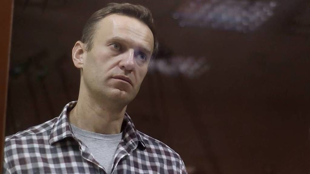 На Навального завели новое дело о создании экстремистского сообщества.