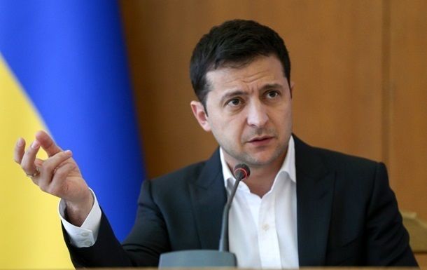 Зеленский пригрозил отправить домой к чиновнику мерзнущих украинцев.