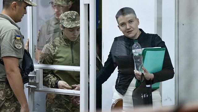 Савченко: Полицейский применил силу к моей сестре и матери.