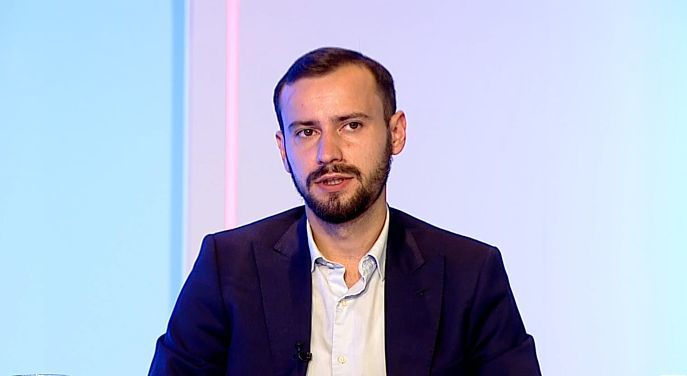 Plîngău: Alegerea de a fi deputat neafiliat nu afectează majoritatea pro-europeană.