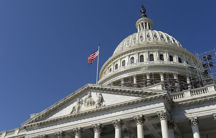 Новые санкции США против России могут принять в качестве поправок в госбюджет. Фото: AP Photo