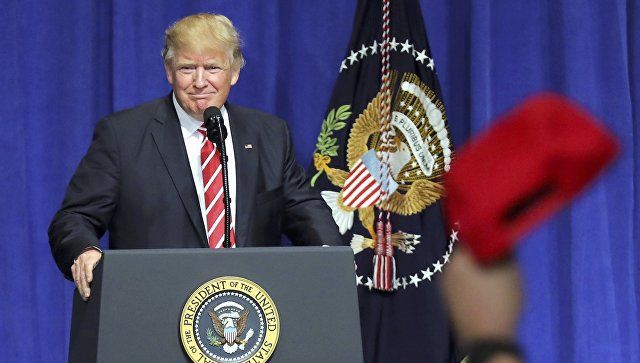 Трамп оценил свои достижения на "пятерку".