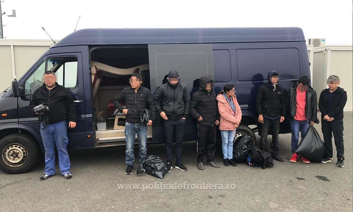 Пограничная полиция открыла уголовное дело на гражданина Молдовы за попытку незаконного перевоза мигрантов через границу Румынии.