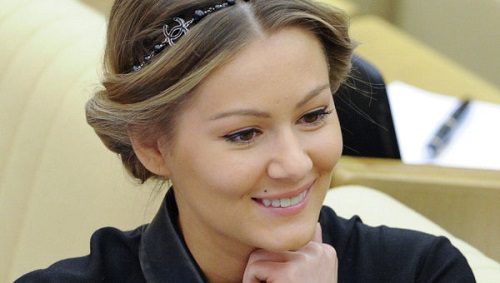 Актриса и депутат Государственной думы Мария Кожевникова поделилась своими мыслями о ситуации на Украине.