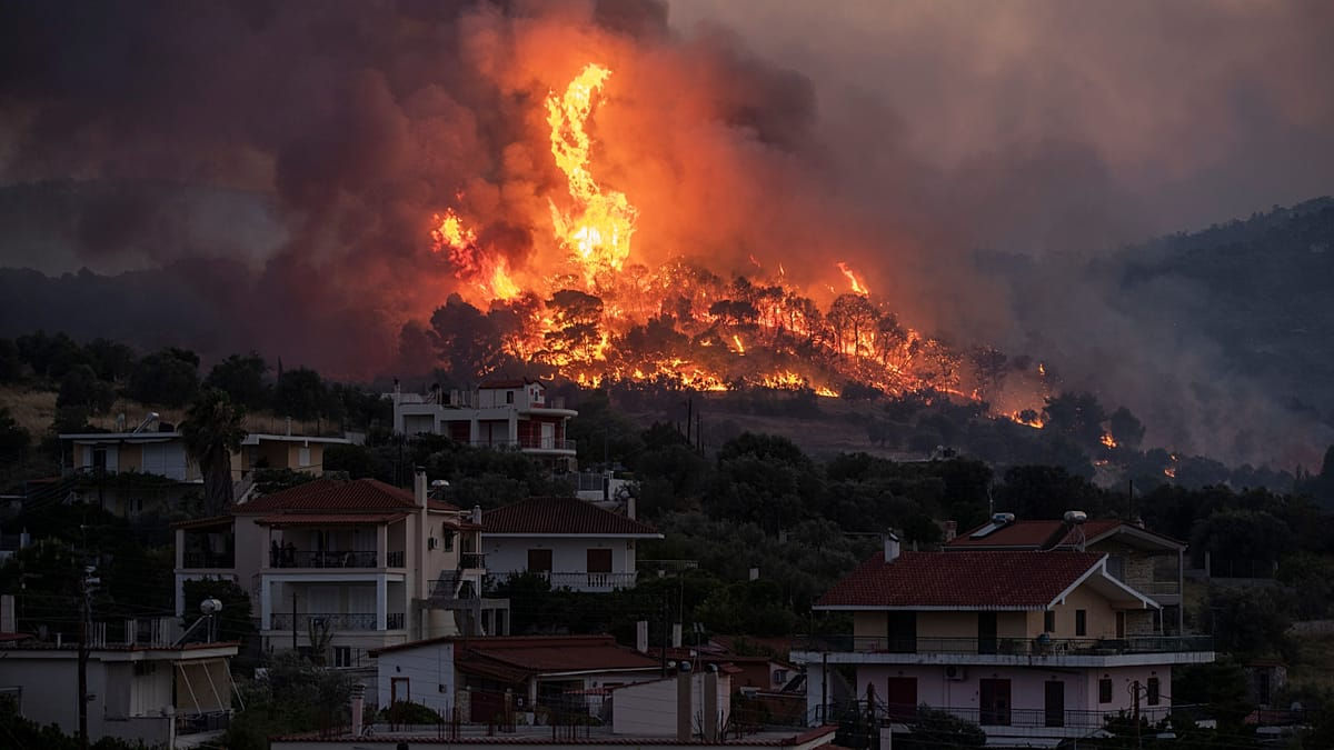 Grecia este lider în combaterea incendiilor de vegetație datorită nanosateliților.