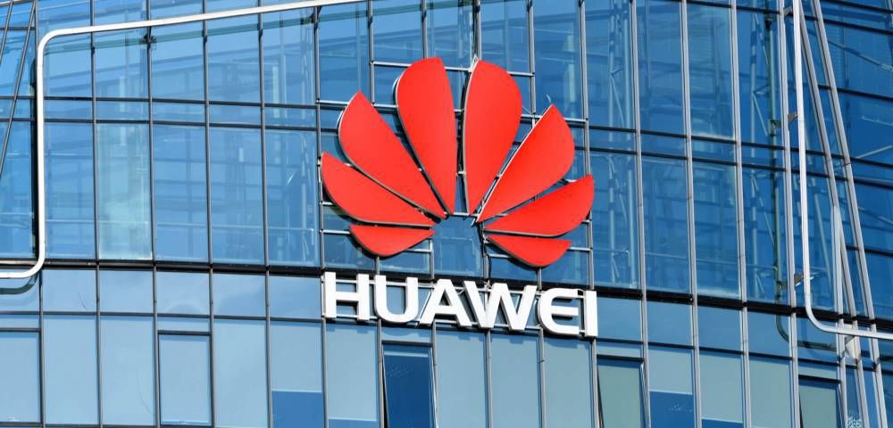 Huawei обвинила в краже технологий одного из крупнейших провайдеров США.