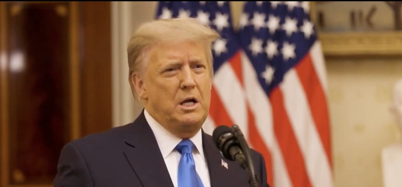 Трамп выступил с прощальным обращением.