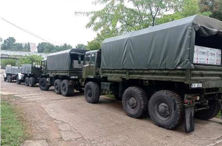 Военные продолжают помогать гражданам Молдовы, пострадавшим от стихии.