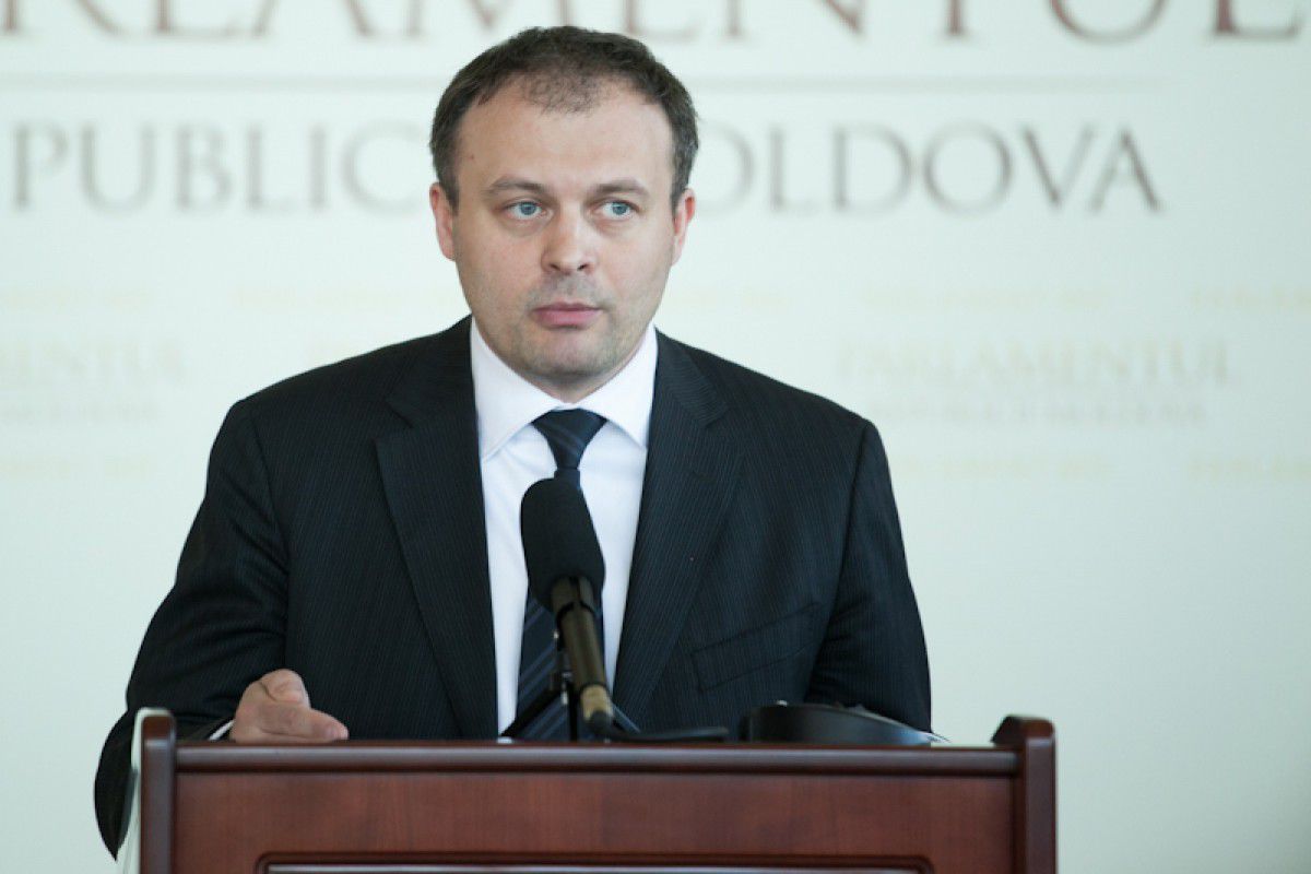 La Sankt-Petersburg Speakerul Andrian Candu va avea întrevederi separate cu Serghei Narîșkin, președintele Dumei de Stat a Federației Ruse și Valentina Matvienko, președintele Consiliului AIP a CSI.