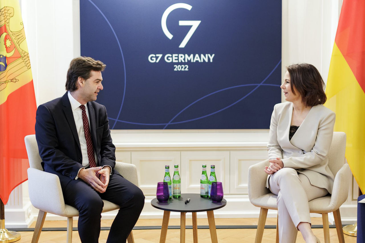 Попеску - лидерам G7: Мы ориентированы на европеизацию страны, улучшение жизни граждан.