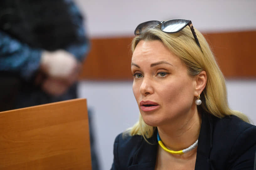 Экс-редактор Первого канала Марина Овсянникова будет работать в немецком издании Die Welt.