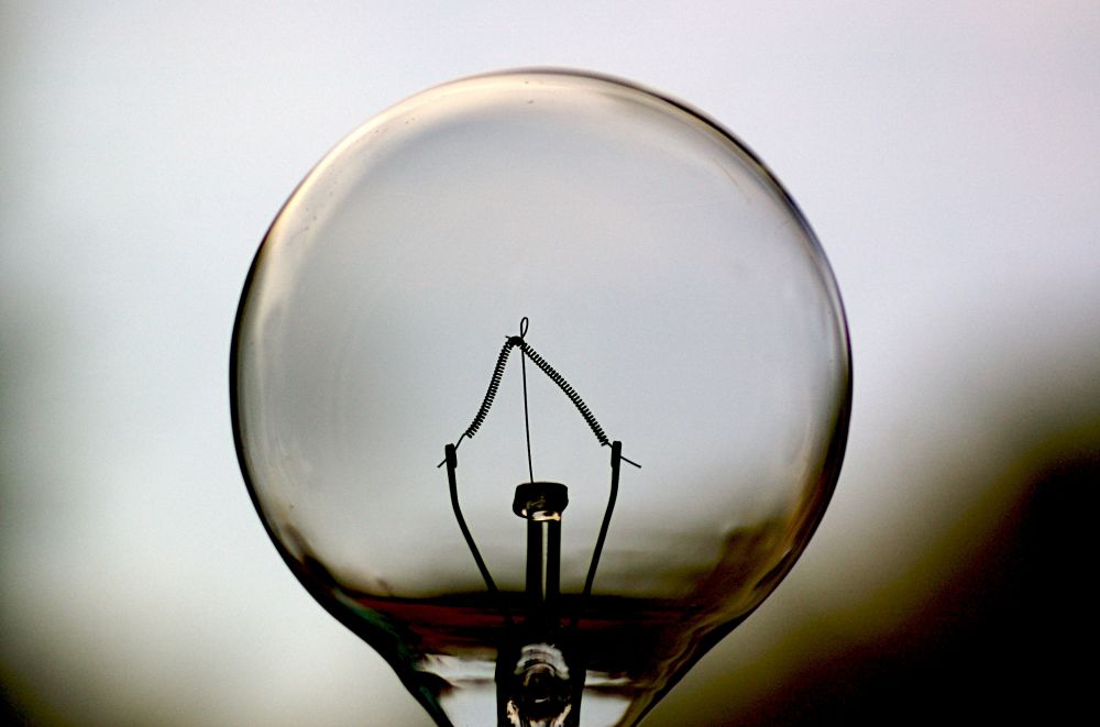 Câte localități din țară mai rămân fără electricitate Foto: cugetliber.ro