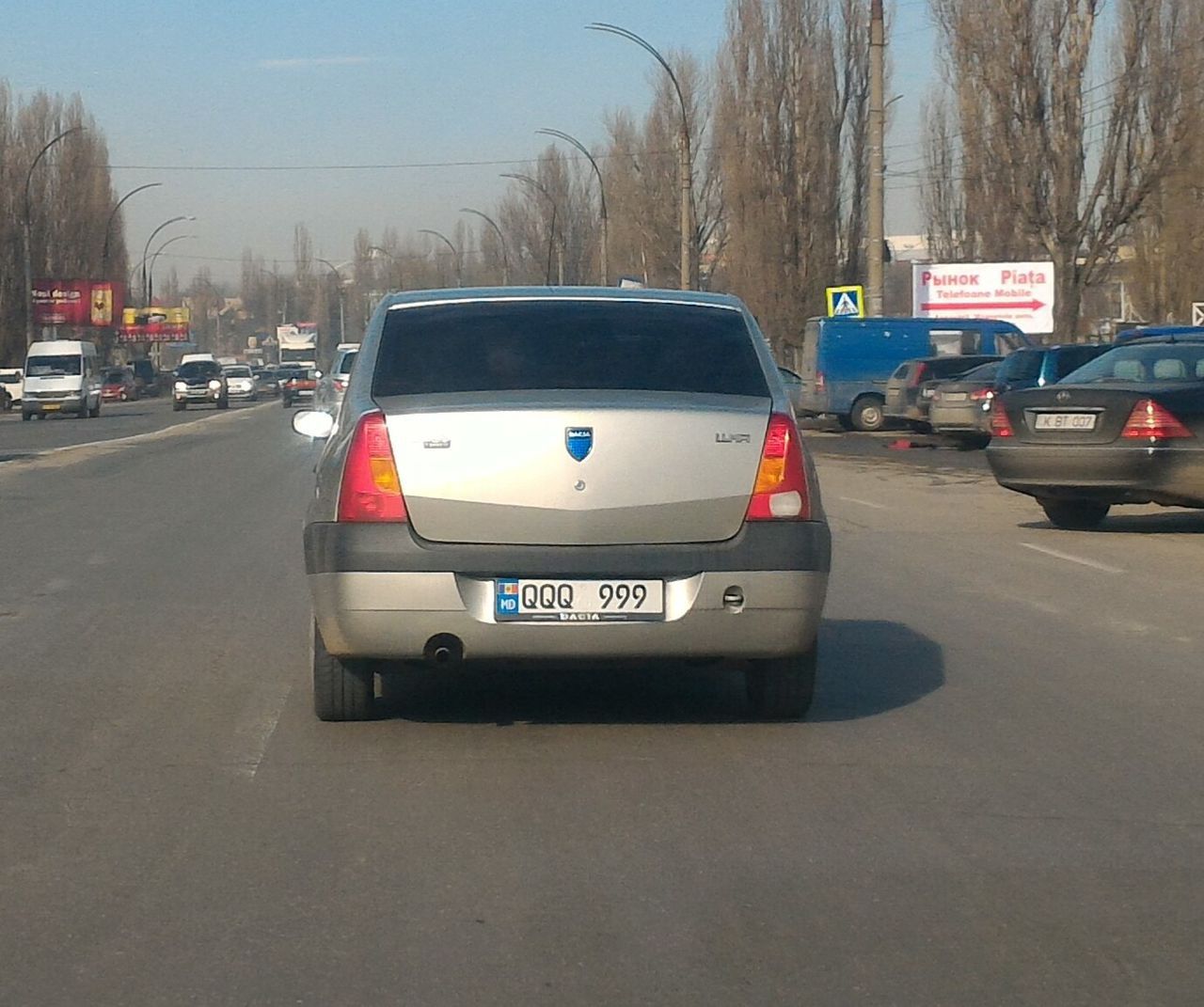 Mărul discordiei în tratativele privind plăcuțele de înmatriculare