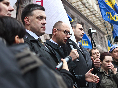 Оппозиция Украины выдвинула требования власти. Европа грозит ограничить въезд избивавшим. Фото: zn.ua