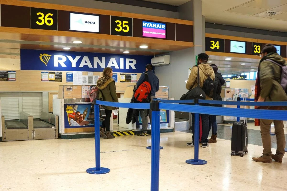 Ryanair va mări timpul de la închiderea înregistrării în aeroporturi până la decolare.