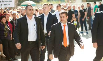 Mii de oameni au venit la Curtea de Apel Chișinău să-l susțină, din nou, pe Ilan Șor și cer libertate pentru primarul de Orhei.