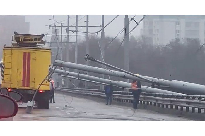 В Кишиневе заменят 300 опор контактной сети троллейбусов.