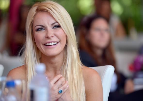 Crystal Harris a afirmat că are inima frântă și că încă nu îi vine să creadă că soțul ei a murit. 