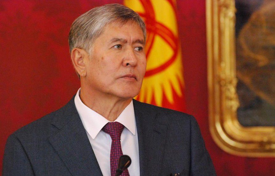 Un preşedinte de stat şi-a arătat talentele muzicale, într-o baladă dedicată mamei sale. Foto: independent.md