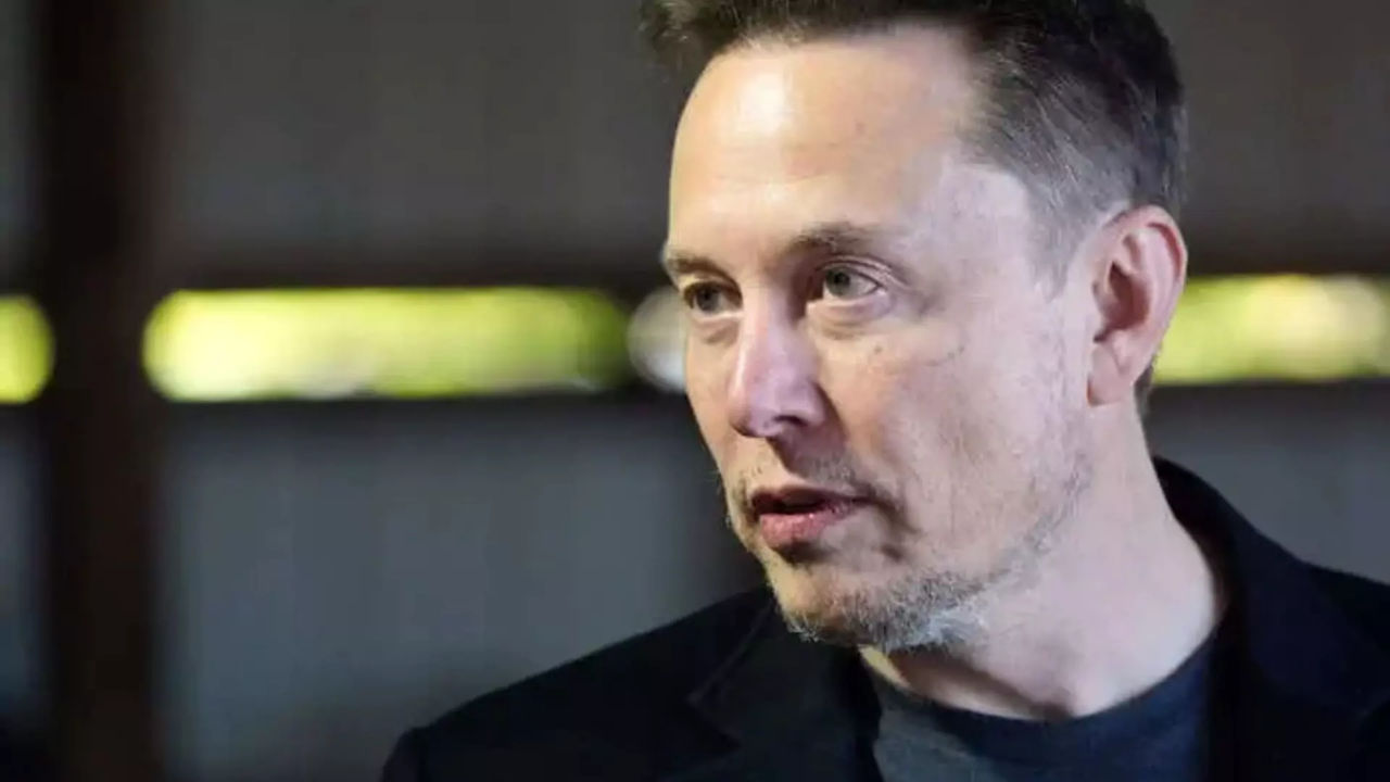 Averea lui Musk a crescut cu 34 de miliarde de dolari în 24 de ore datorită unei creșteri record a acțiunilor Tesla.