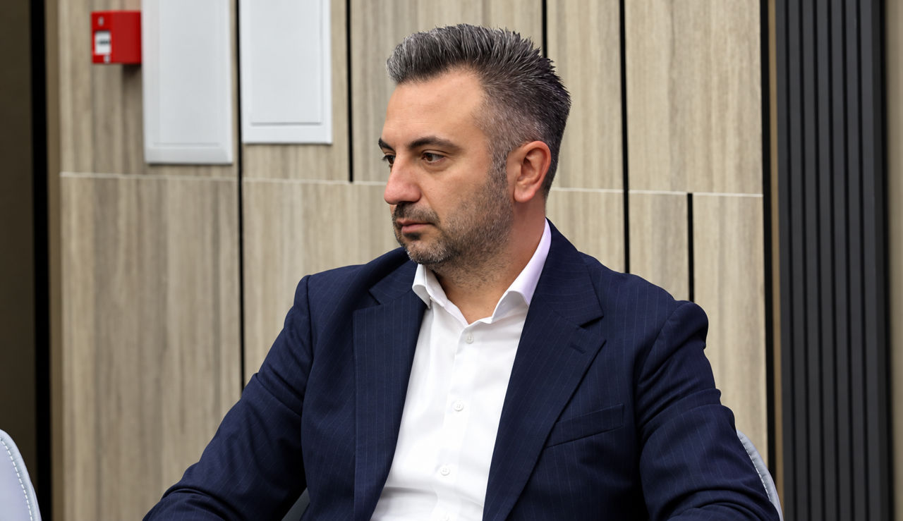 Глава НАРЭ ответил на вопрос об отставке: Давление очень сильное.