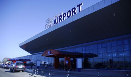 В результате проверки паспортов сотрудники правопорядка обнаружили следы подделки.