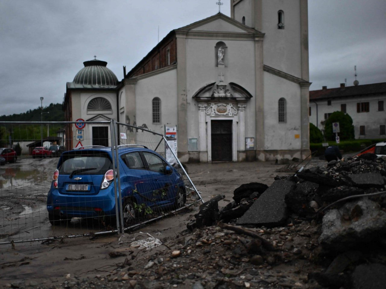 Vreme extremă în nordul Italiei: Șapte persoane au murit deja.