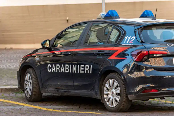 Un moldovean după ce a ispășit pedeapsa pentru furt în Austria, extrădat în Italia pentru altă condamnare.