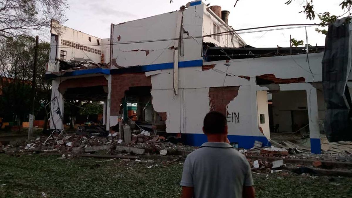 В Колумбии 20 человек пострадали в результате теракта.
