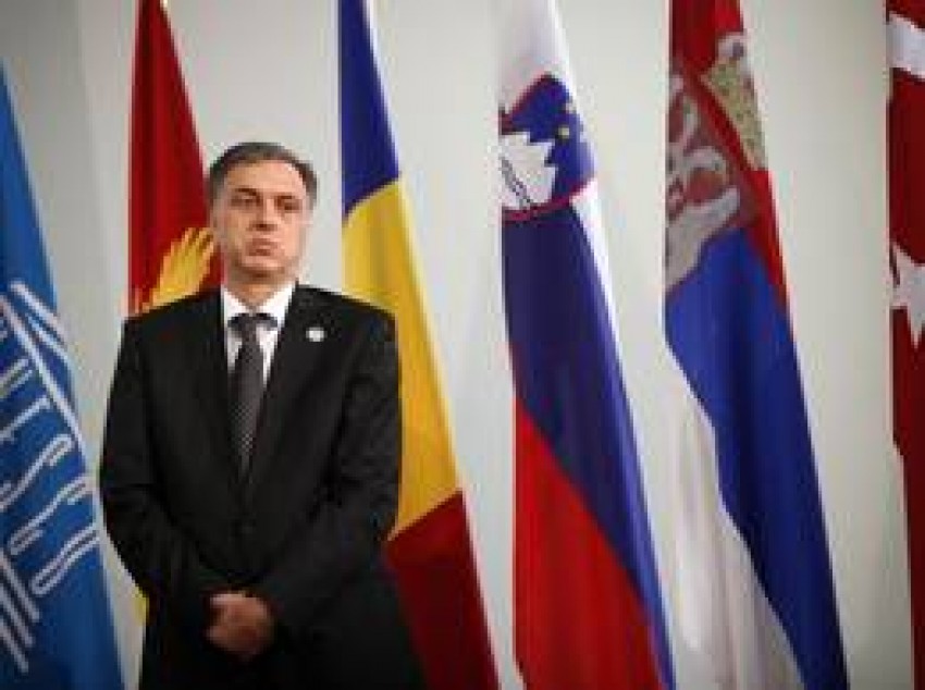 În cazul în care Muntenegru primeşte aviz pozitiv, aceasta ar fi a treia din cele şase foste republici iugoslave care va adera la UE