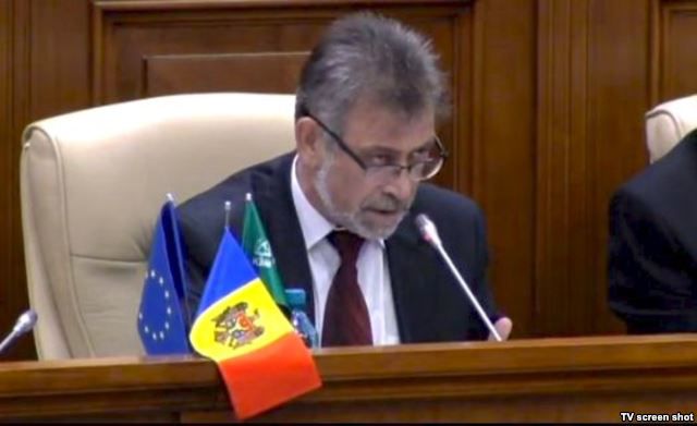 Делиу: За кризисом в Молдове стоят внешние спецслужбы.