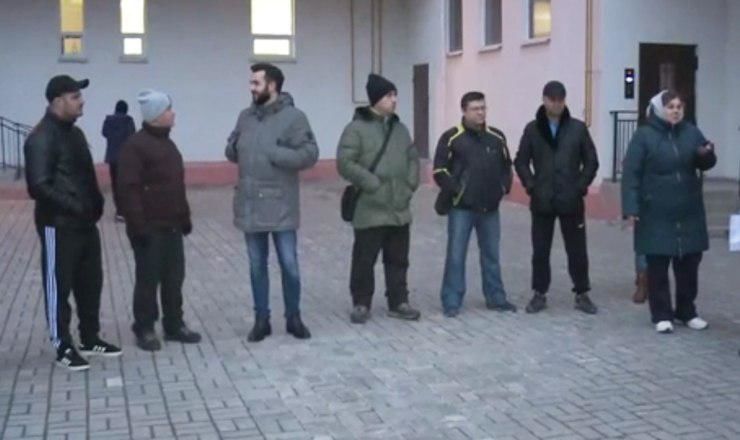 Жильцы дома в столице не могут получить документы на право собственности квартир.