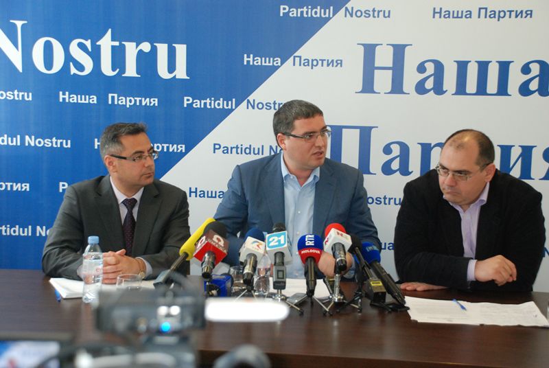 Усатый: Киртоакэ намерен распродать Кишинев за бесценок.