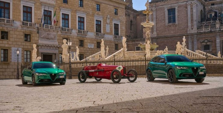 В Италии презентовали самые мощные и быстрые Alfa Romeo с двигателем Ferrari.