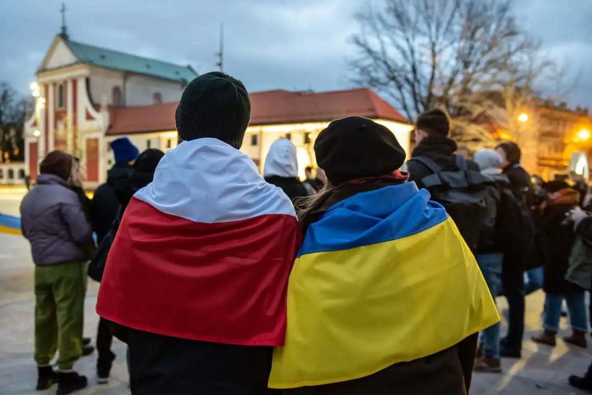 В Польше заявили, что 2 млн беженцев с Украины решили остаться в республике.