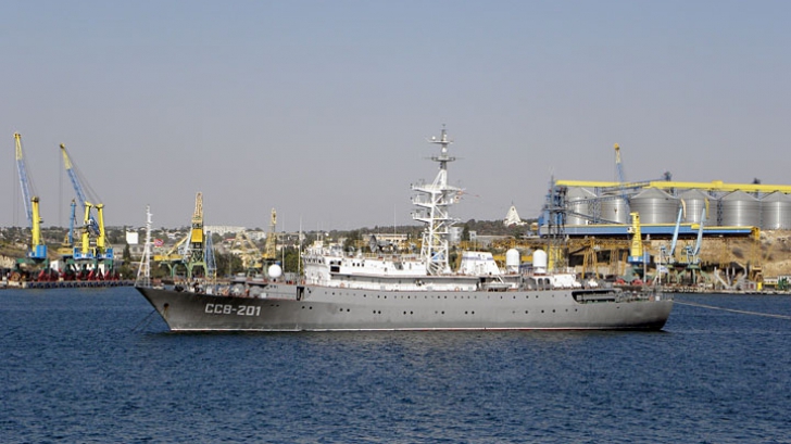 Rusia a trimis o navă de supraveghere informatică spre coastele siriene, în estul Mediteranei.