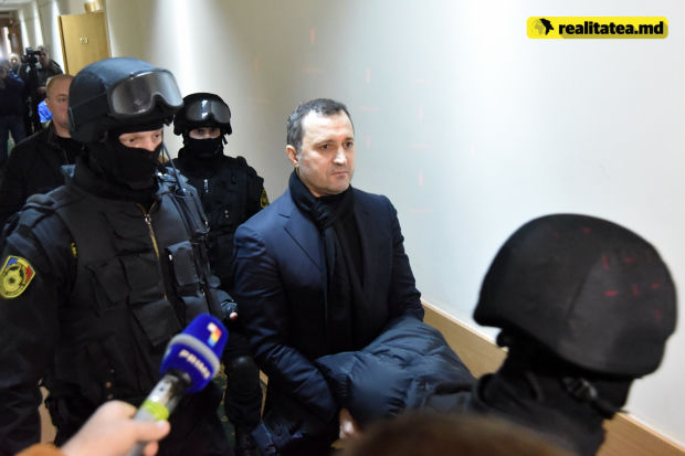 Филат подозревается в пассивной коррупции и извлечении выгоды из влияния в особо крупных размерах. Фото: realitatea.md