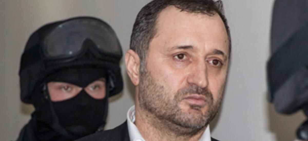 Влада Филата 27 июня 2016 г. приговорили к 9 годам лишения свободы с  конфискацией имущества и запретом занимать публичные должности в течение  пяти лет.