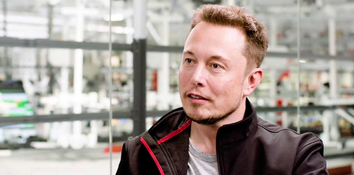Глава компании Tesla Илон Маск.