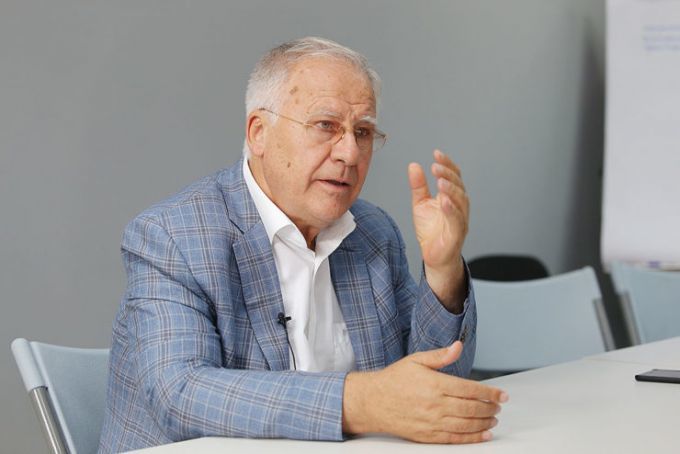 Почетный председатель ДПМ Дмитрий Дьяков. 
